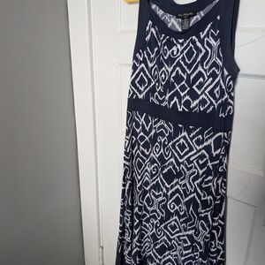 Max Studio Navy and White Geometric Maxi Dress